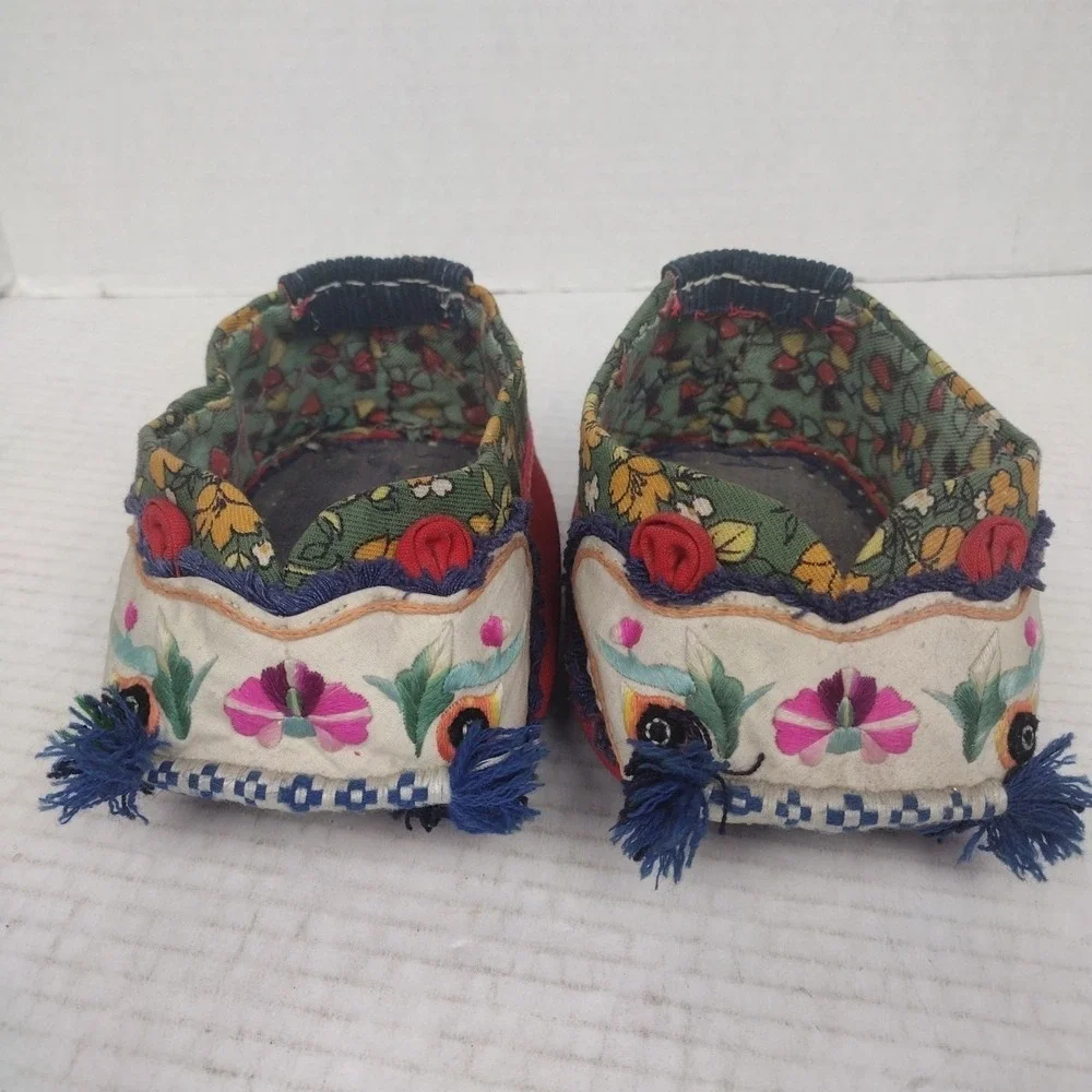 Rare 19th Century Chinese Childs Hand Embroidered Shoes Floral Animal Eyes
